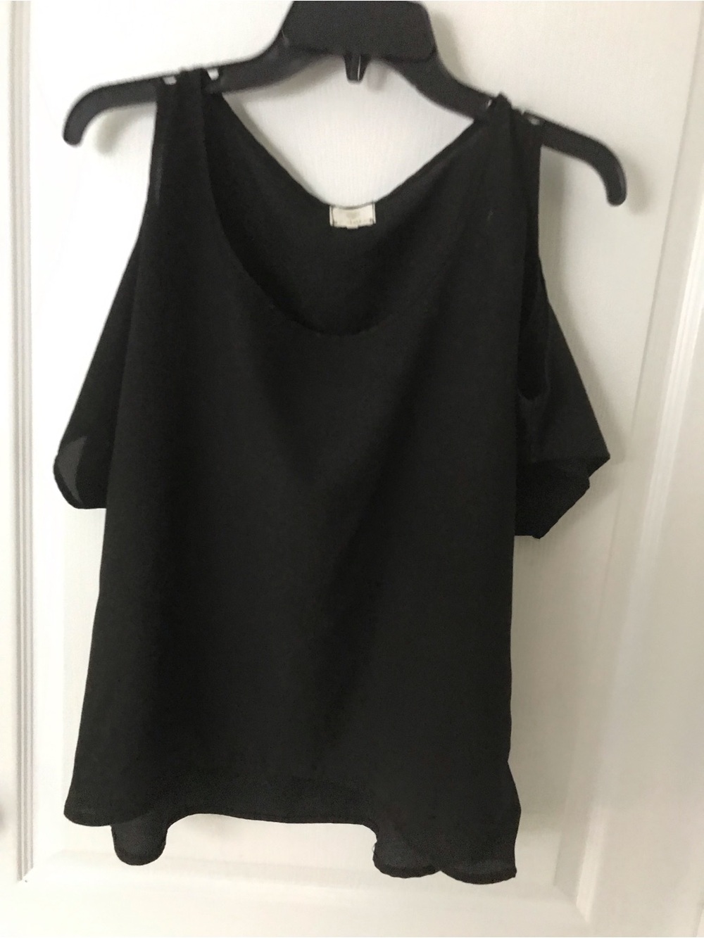 One Clothing Black Cold-Shoulder Blouse